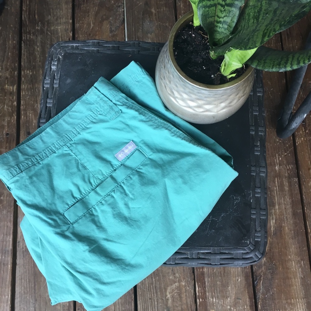 Men’s Sea-foam Green Columbia Shorts